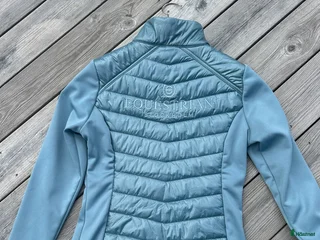 Jackor & Kavajer ryttarutrustning till salu: Equestrian Stockholm active performance jacket i Upplands Väsby - Annons 1
