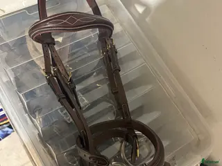 Träns hästutrustning till salu: Superfint Dyon träns! - Annons 3