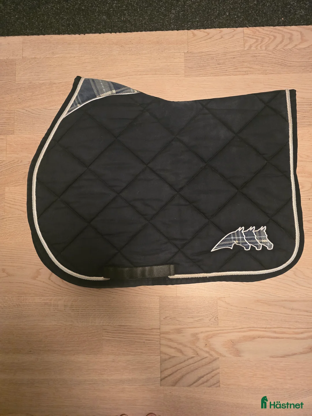 Schabrak & Vojlockar hästutrustning till salu: Schabrak Equiline i Gävle - Annons 1