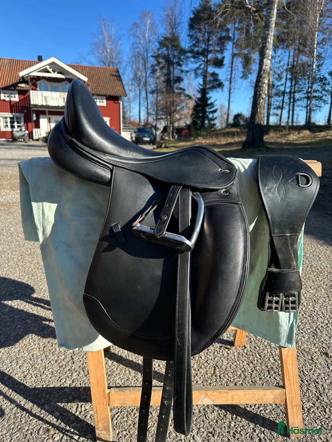 Sadlar hästutrustning till salu: Tekna-LeTek Dressyrsadel - Annons 1