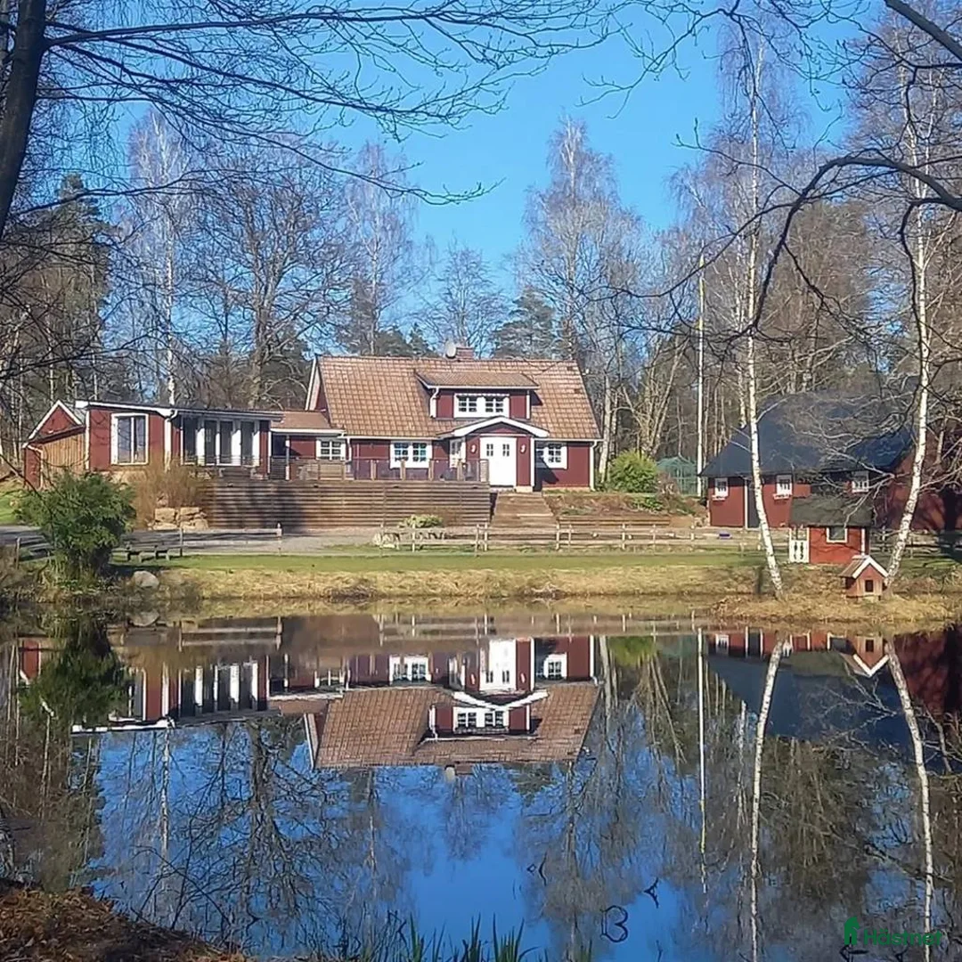  hästgårdar till salu: Fantastiskt hästgård som har allt .. stor verkstad - Annons 1