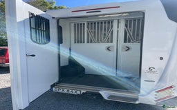 Hästlastbilar  fordon & transport till salu: Hästlastbil Theault låga mil billig skatt stuteri  i Flyinge - Annons 5