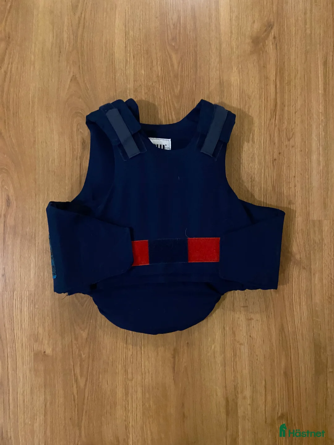 Säkerhetsvästar ryttarutrustning till salu: CRW säkerhetsväst barn i Örsundsbro - Annons 1