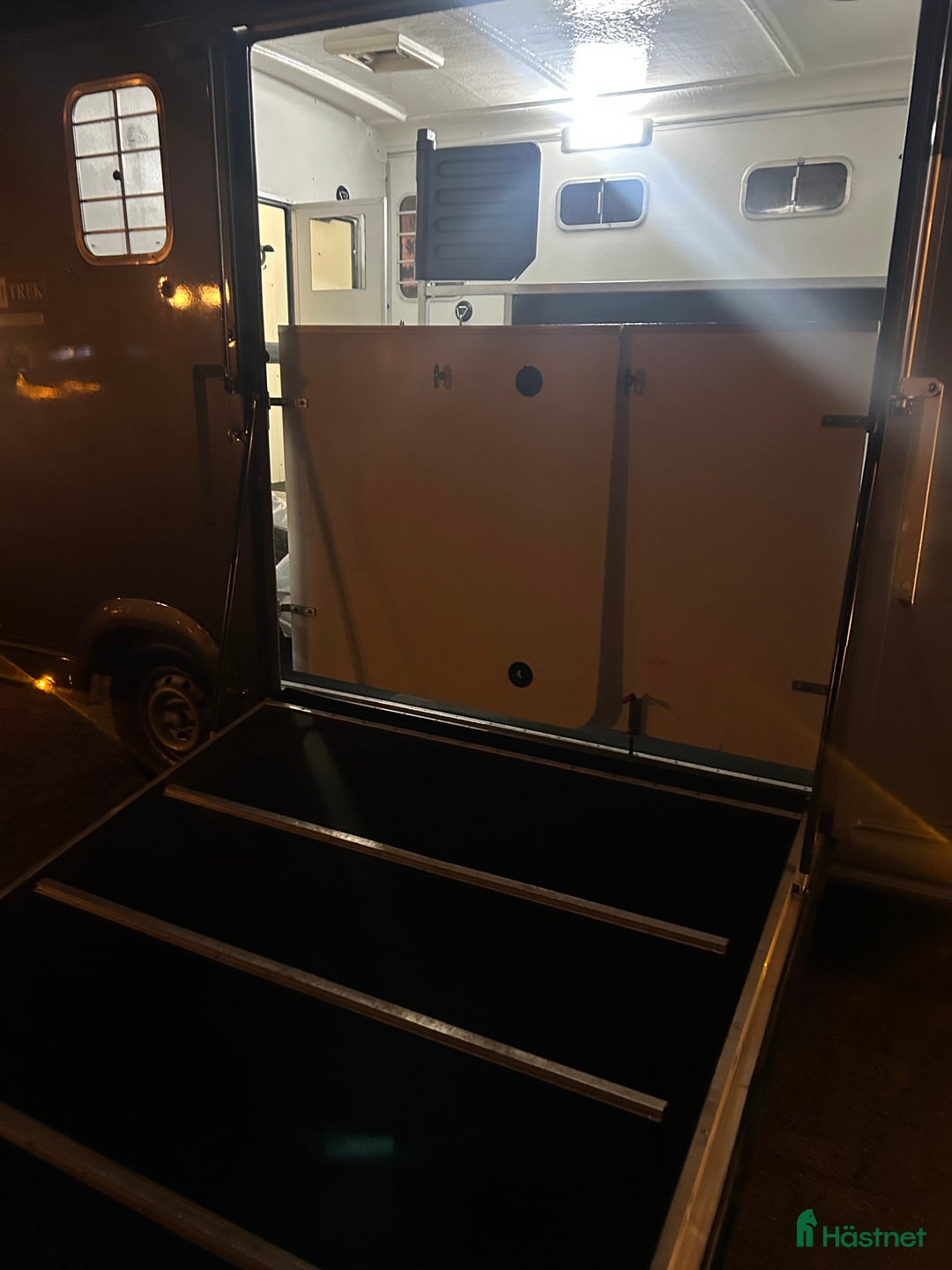 Hästlastbilar  fordon & transport till salu: Equi-Trek Sonic 5 sits i toppskick i Teckomatorp - Annons 9