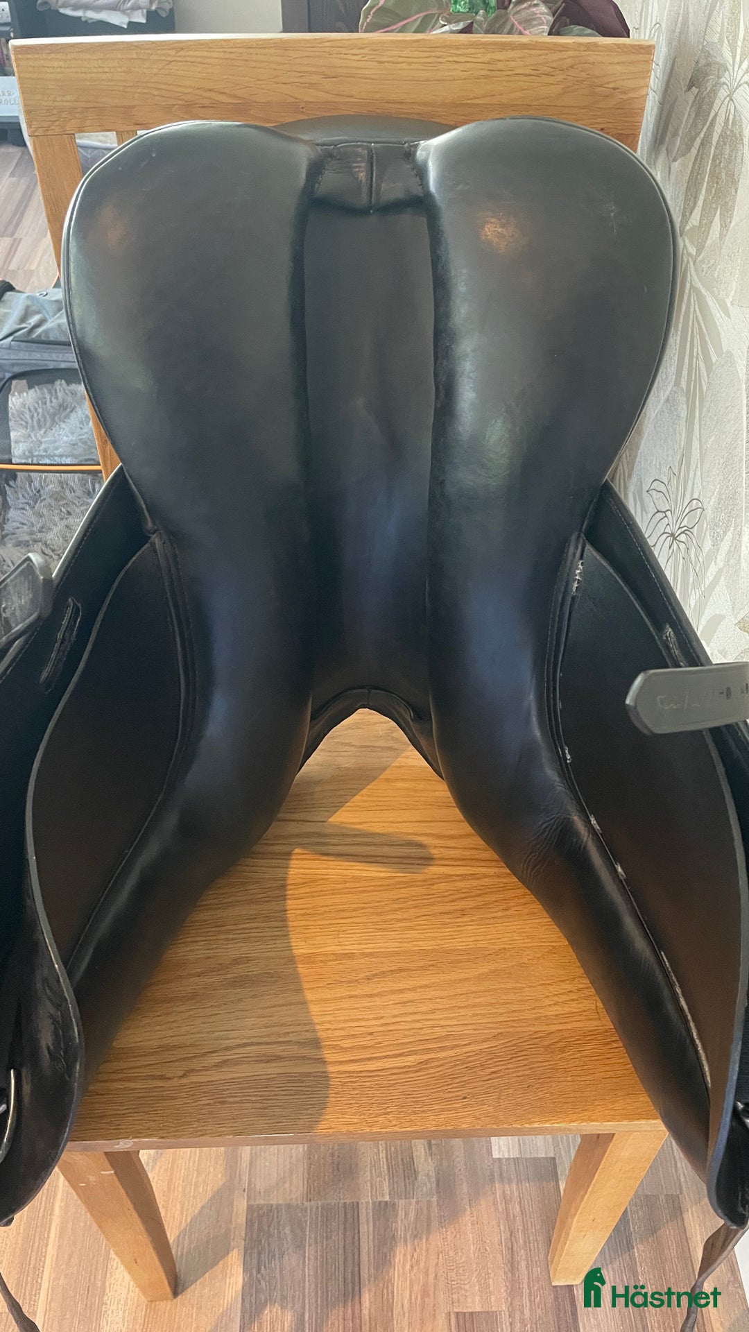 Sadlar hästutrustning till salu: Fin santa Cruz sadel! i Huddinge - Annons 7
