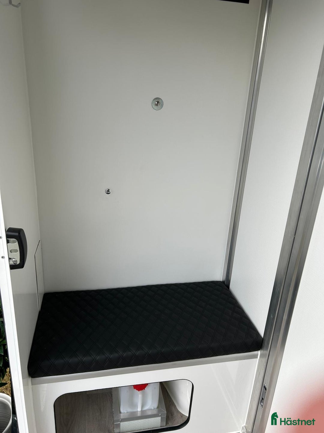 Hästlastbilar  fordon & transport till salu: Equi-Trek Ikonik lastar 1000 kg  i Teckomatorp - Annons 12