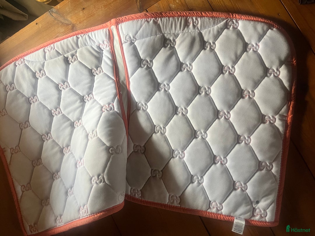 Schabrak & Vojlockar hästutrustning till salu: Ps of Sweden , Dressyrschabrak  i Vallentuna - Annons 2