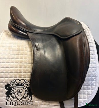 Sadlar hästutrustning Dressyrsadel Childeric 2 DAC 18,5" - Annons 8