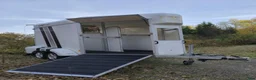 Hästtransporter  fordon & transport till salu: Umesläp BA45 Alugolv, fronturlastning, földörrar - Annons 3