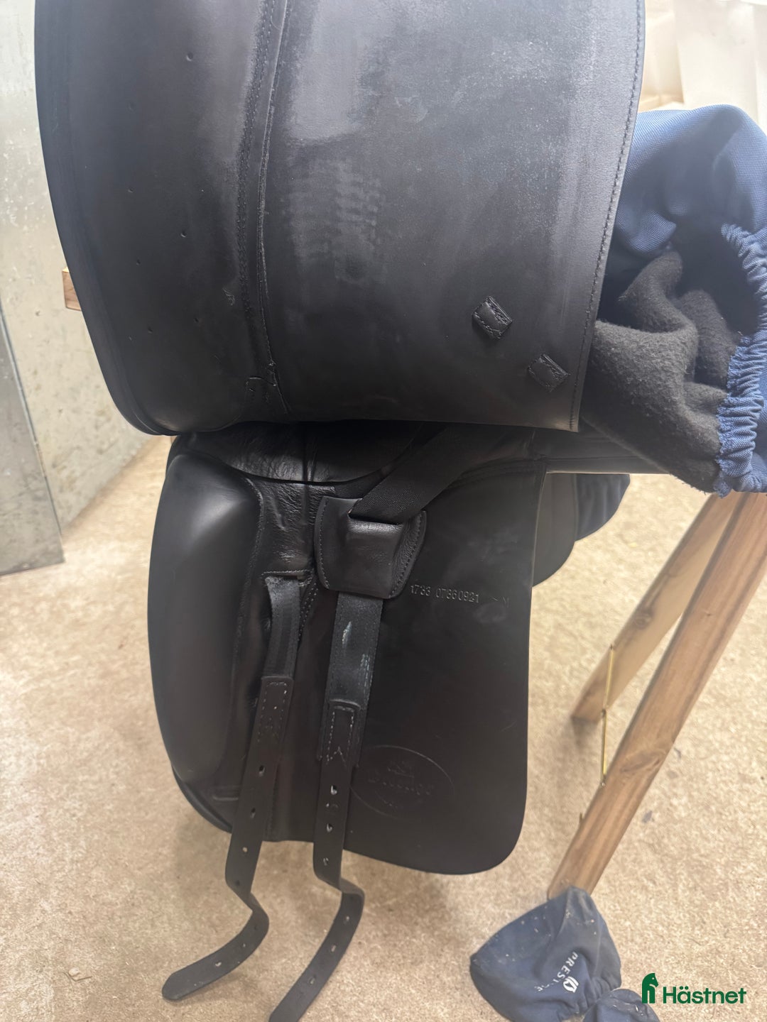 Sadlar hästutrustning till salu: Prestige Modena dressur - BUD MOTTAS - Annons 4