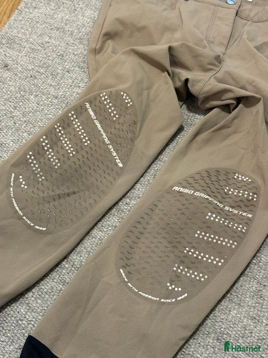 Ridbyxor ryttarutrustning till salu: Animo ridbyxor beige i Västerås - Annons 4