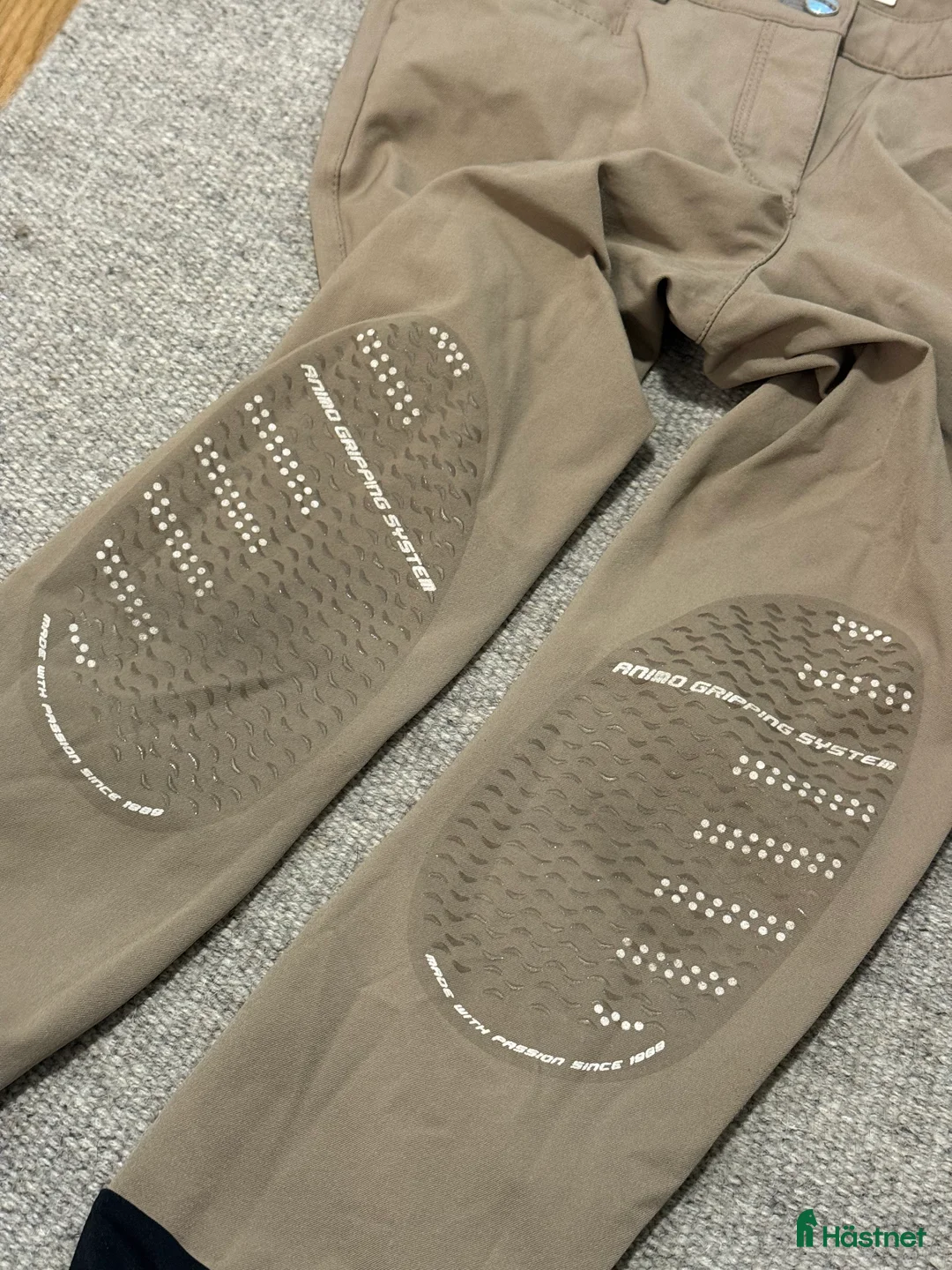 Ridbyxor ryttarutrustning till salu: Animo ridbyxor beige i Västerås - Annons 4