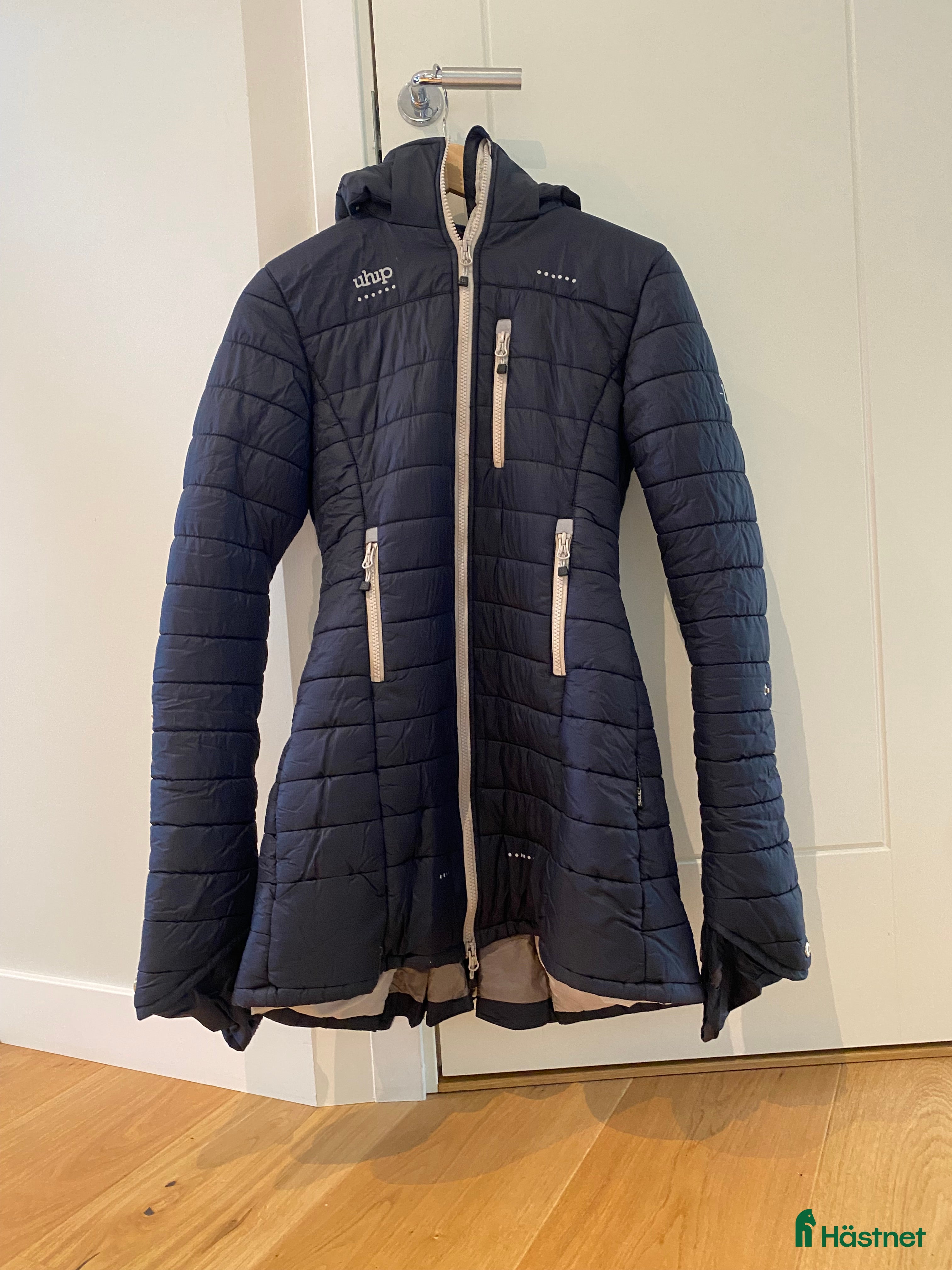 Jackor & Kavajer ryttarutrustning till salu: Uhip ridkappa säljes i Älta - Annons 17