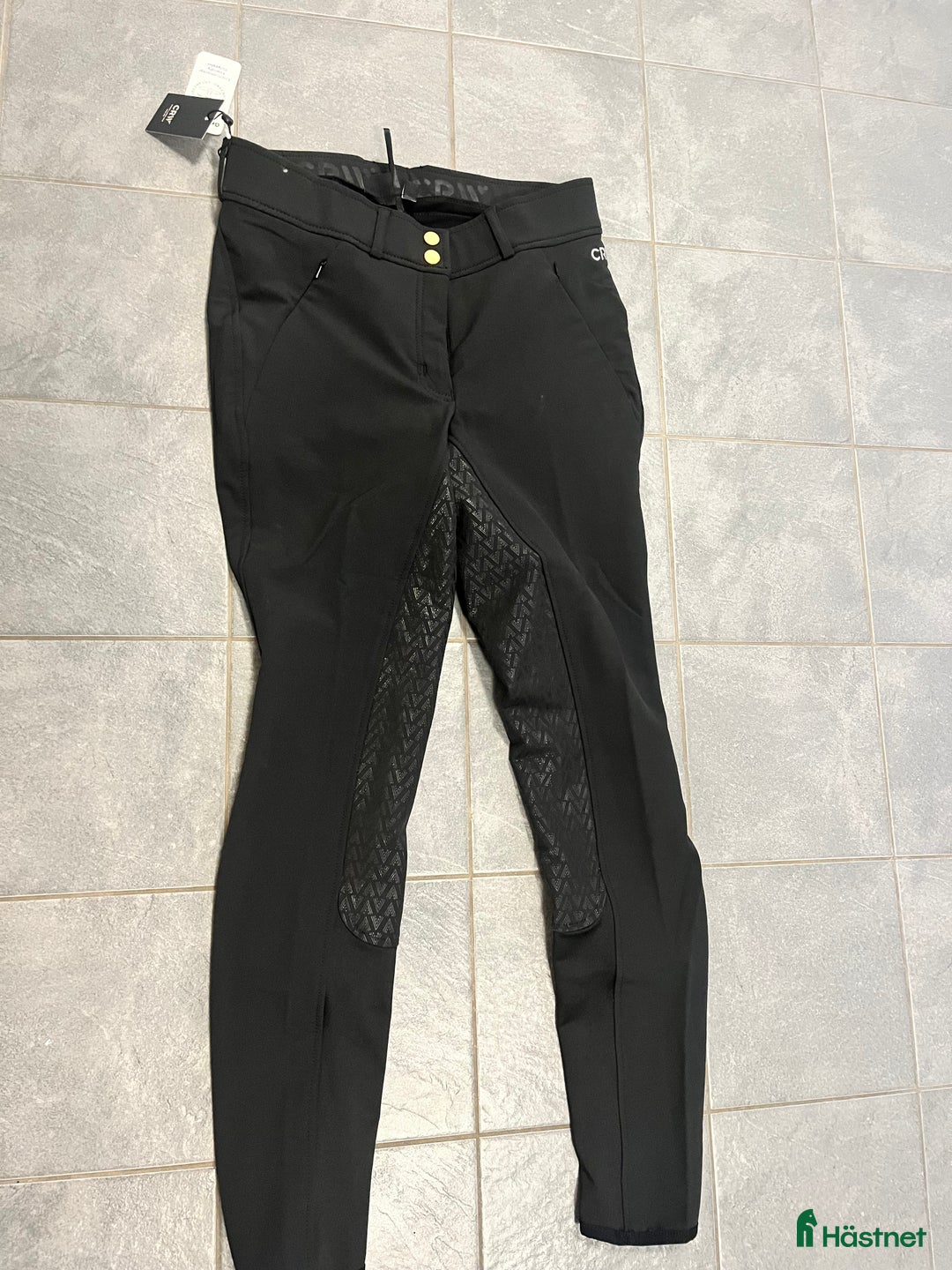 Ridbyxor ryttarutrustning till salu: Nya ribyxor i Kolmården - Annons 2