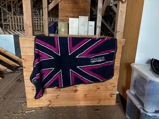 Täcken hästutrustning till salu: Kingsland fleccetäcke i stl 125 i Stockholm - Annons 10