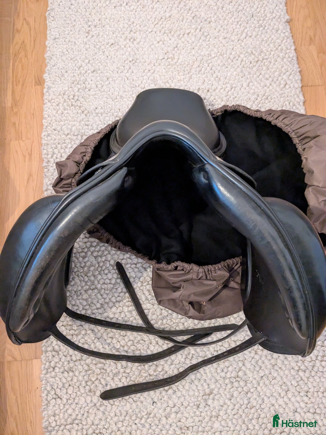 Sadlar hästutrustning till salu: Equipe island 17" i Tullinge - Annons 3