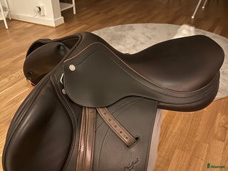 Sadlar hästutrustning till salu: Equipe sadel 16,5 +1 +1 i Ronneby - Annons 6