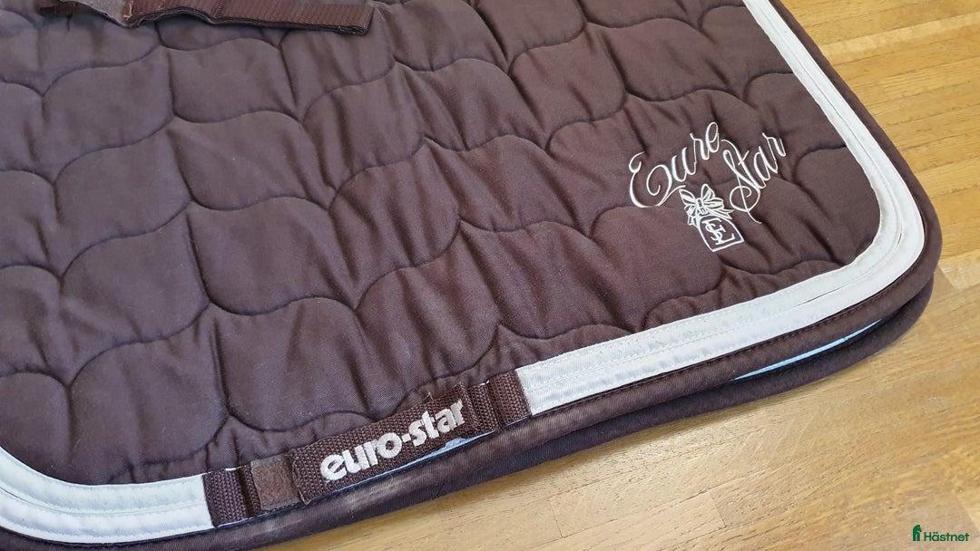 Schabrak & Vojlockar hästutrustning till salu: Euro-star dressyrschabrak i Haninge - Annons 2