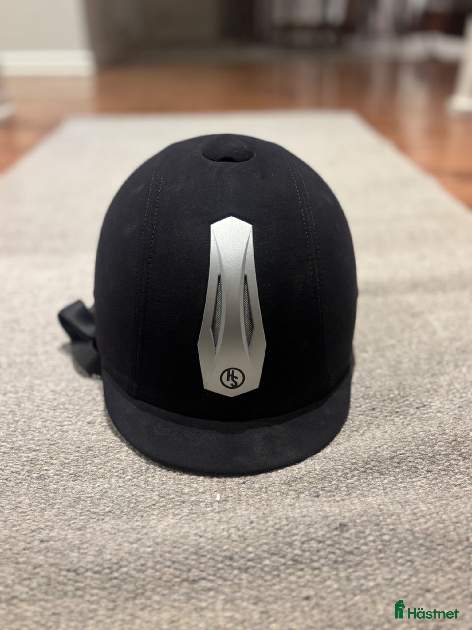 Hjälmar ryttarutrustning till salu: Rid hjälm - Annons 1