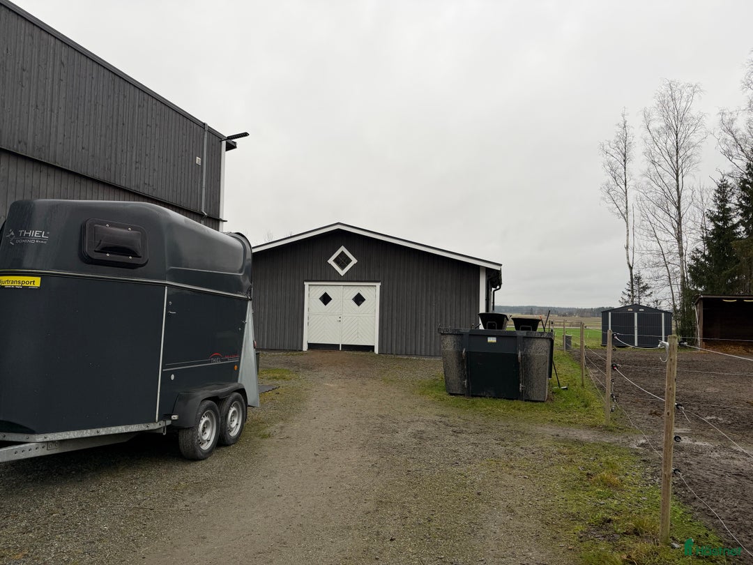  stallplats finnes: Stallplats Romfartuna Igelsta i Västerås - Annons 7
