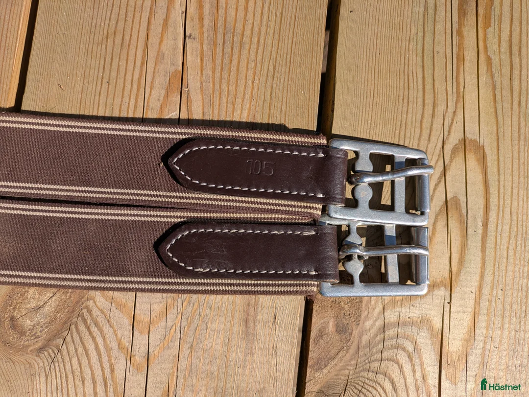 Sadeltillbehör hästutrustning till salu: Fin hoppgjord  - Annons 2