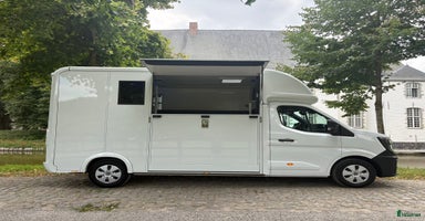 Hästlastbilar  fordon & transport till salu i Teckomatorp - Annons 1