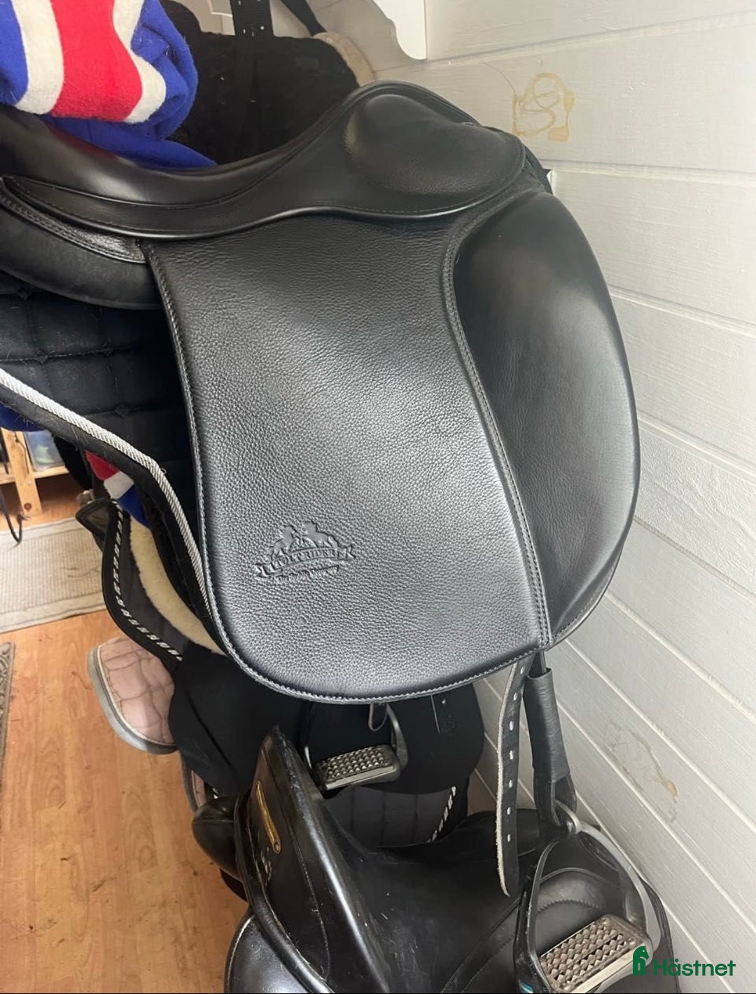 Sadlar hästutrustning till salu: Töltrider Byr 17” E-bom i Nynäshamn - Annons 4