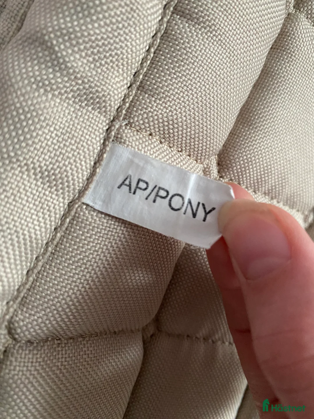 Schabrak & Vojlockar hästutrustning till salu: Billiga schabrak i Kungsängen - Annons 10