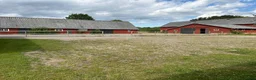  hästgårdar till salu: Lägenhet intill stall uthyres vid terrängbana - Annons 3