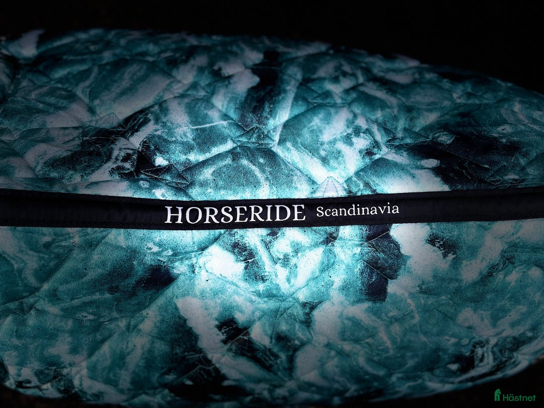 Sadeltillbehör hästutrustning till salu: Nya schabrak i Valbo - Annons 4