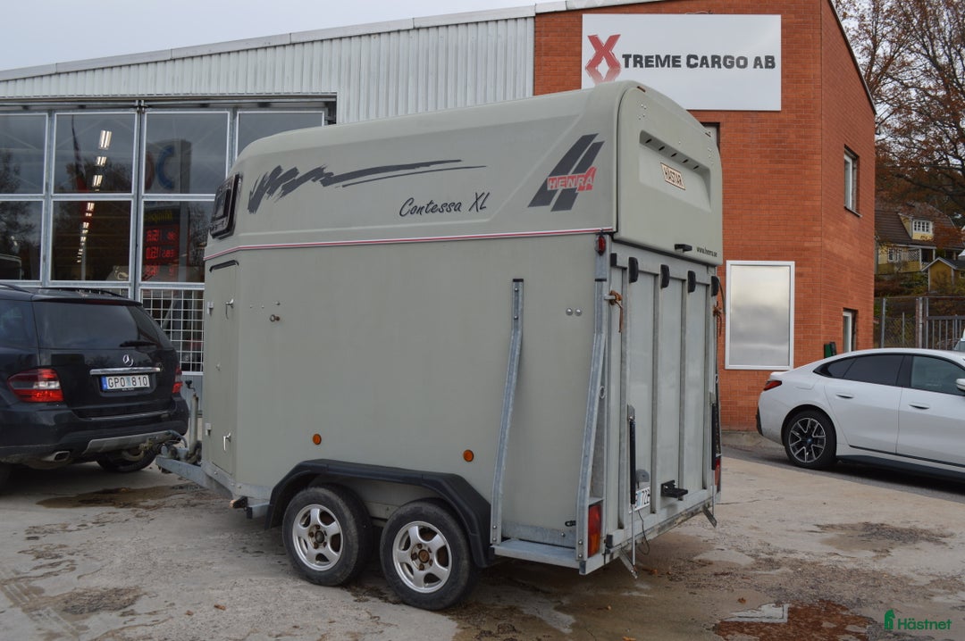 Hästtransporter  fordon & transport till salu: Henra Contessa XL Hästsläp Totvikt 1990kgStorhäst  - Annons 3