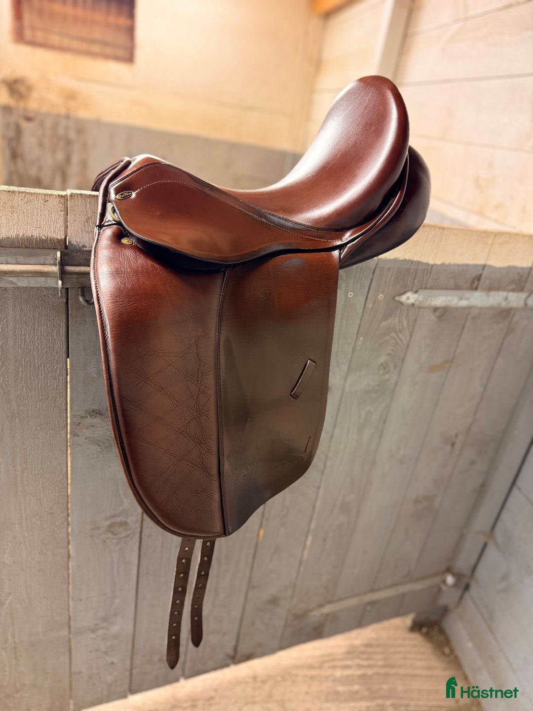 Sadlar hästutrustning till salu: KENTAUR MEDEA 17,5” i Frövi - Annons 1