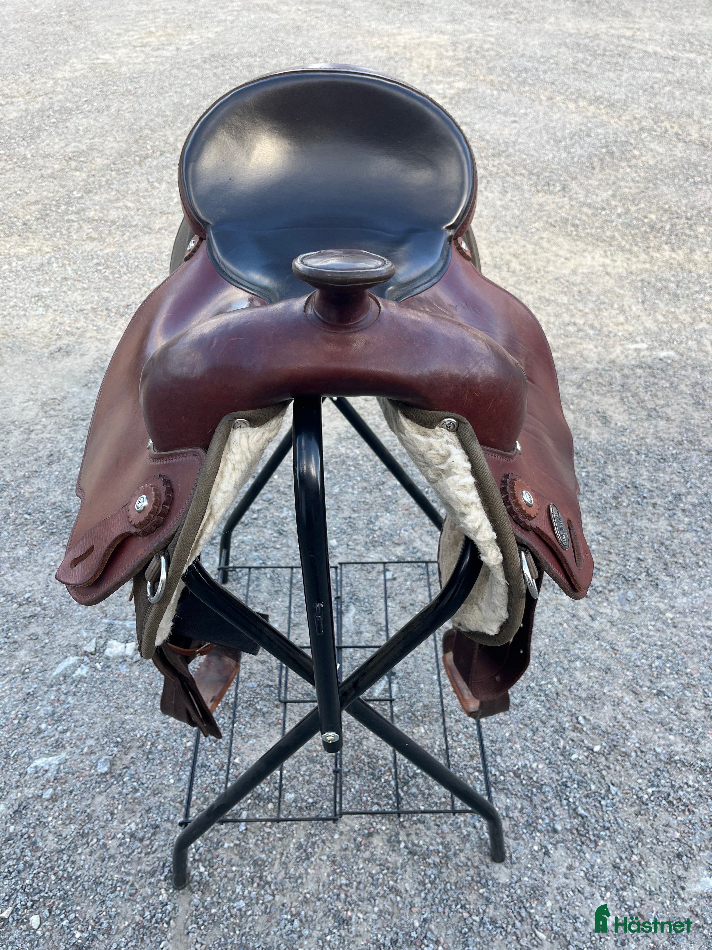 Sadlar hästutrustning till salu: Fabtron Westernsadel  i Knivsta - Annons 5