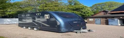 Hästtransporter  fordon & transport till salu: MULTI TREKA EQUI-TREK 3 hästar med bodel  - Annons 14