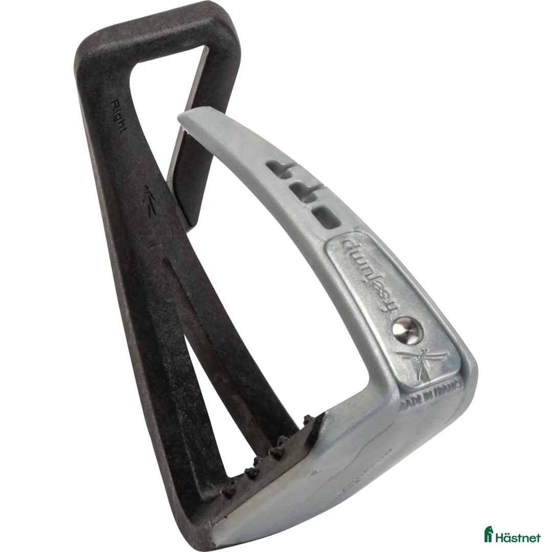 Stigbyglar hästutrustning till salu: free jumps  i Jönköping - Annons 1