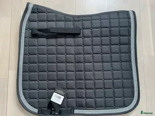 Schabrak & Vojlockar hästutrustning till salu: Fina dressyrschabralk - Annons 2