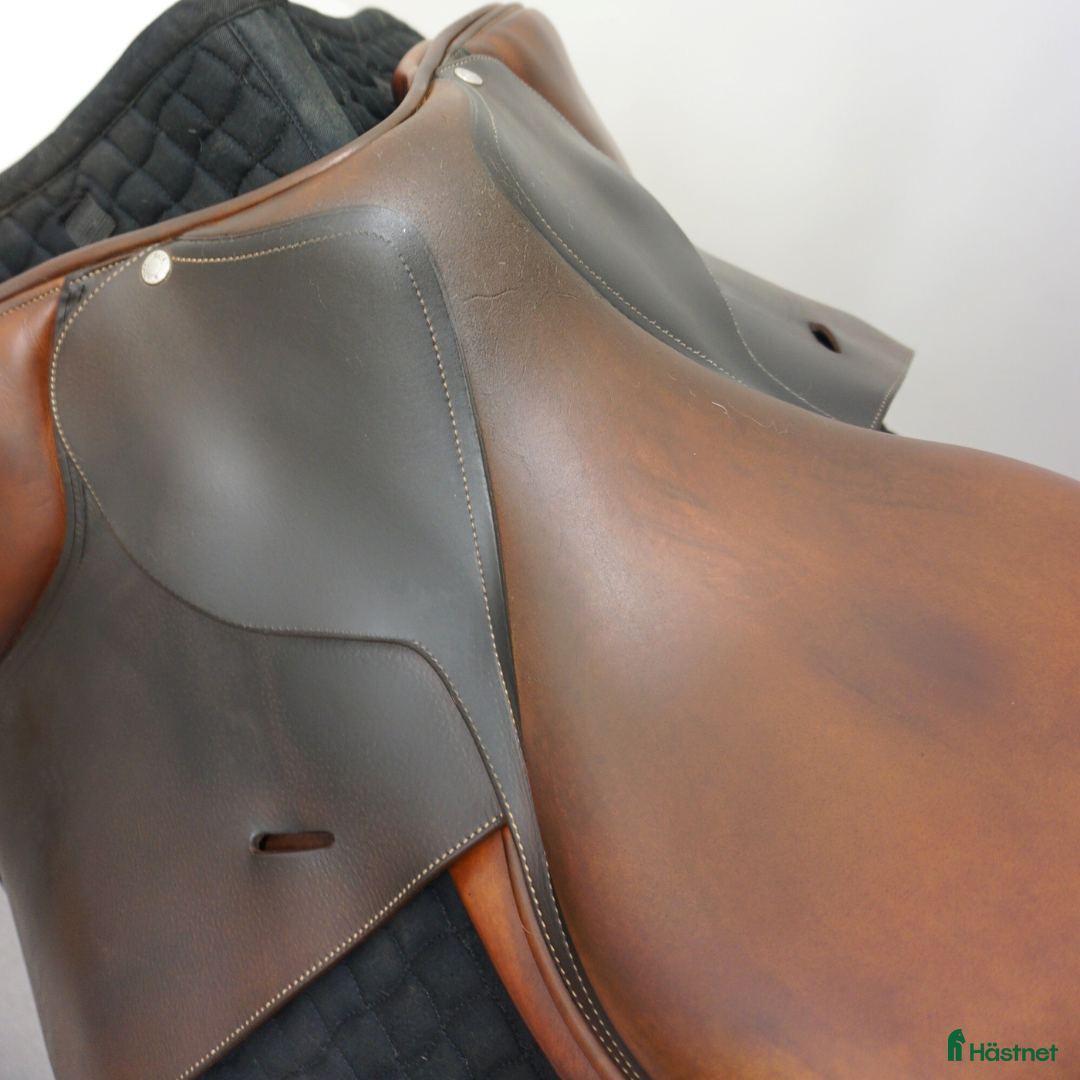 Sadlar hästutrustning till salu: Butet C 17" 1,5 kåpa  i Upplands Väsby - Annons 5