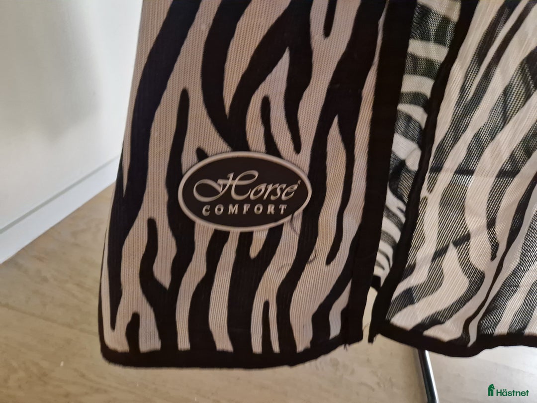 Täcken hästutrustning till salu: Ländtäcke och Flugtäcke  i Johanneshov - Annons 2