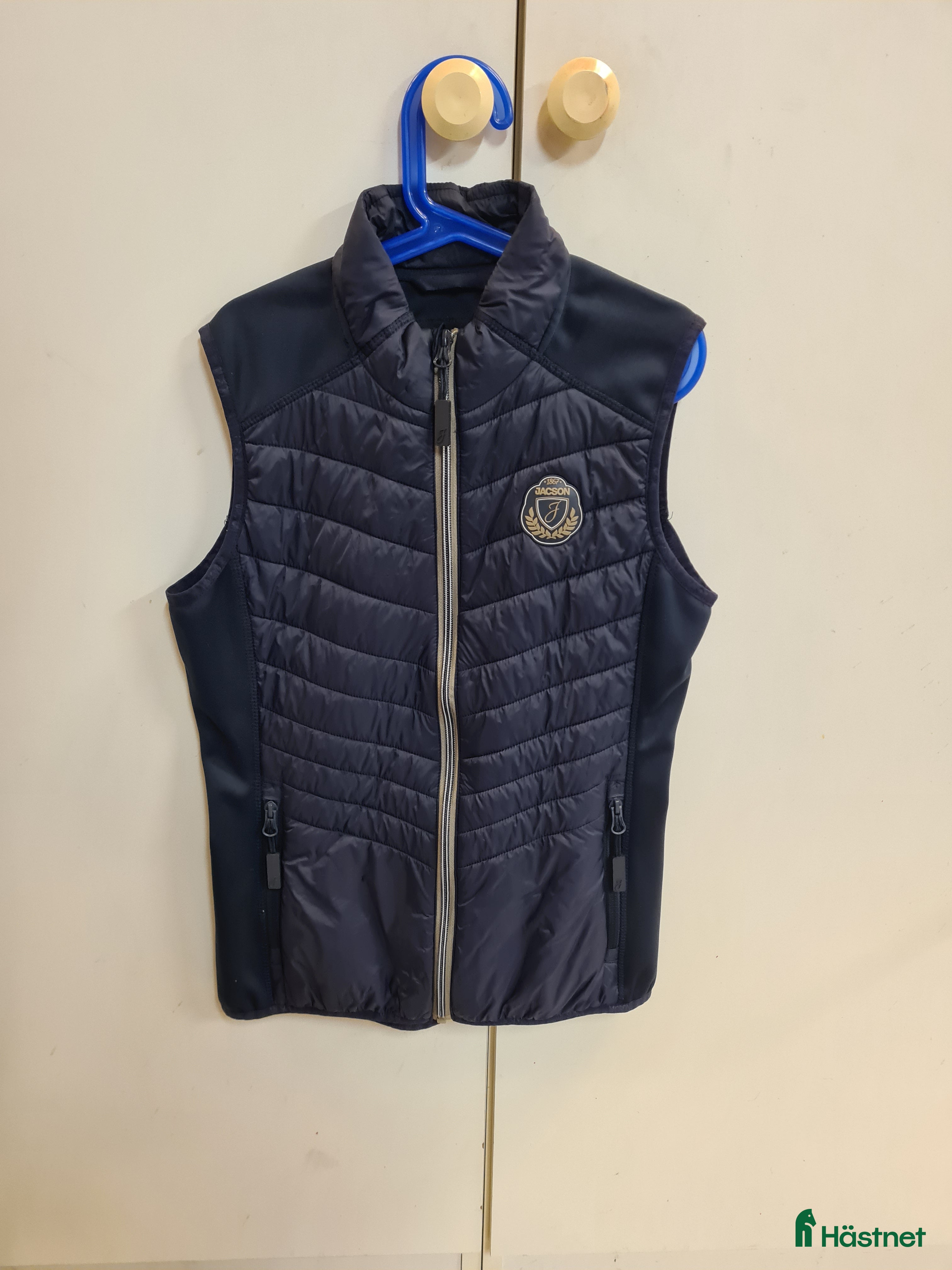 Övrigt Ridkläder ryttarutrustning till salu: Jacson väst XS - Annons 1