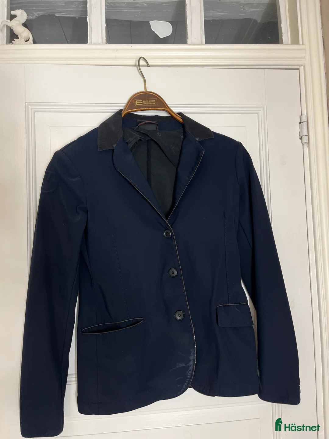 Jackor & Kavajer ryttarutrustning till salu: Cavalleria Toscana kavaj  i Steninge - Annons 1