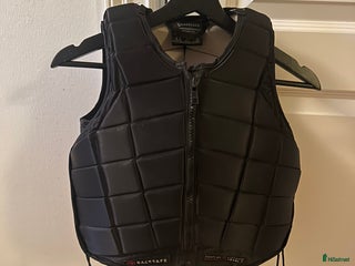 Säkerhetsvästar ryttarutrustning till salu: Svart Racesafe storlek child X-Large i Uppsala - Annons 15