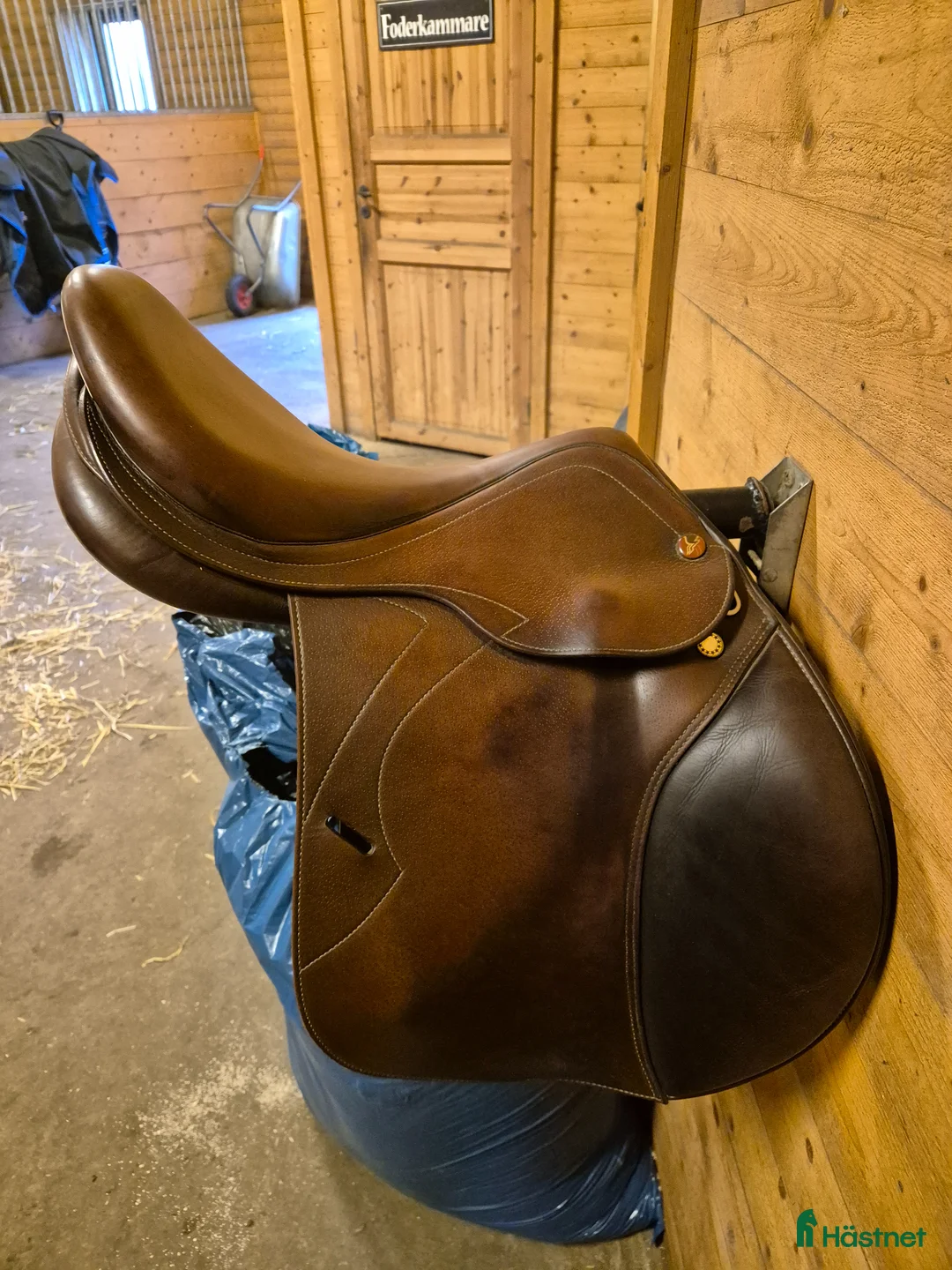 Sadlar hästutrustning till salu: Prestige Versailles  i Mönsterås - Annons 1