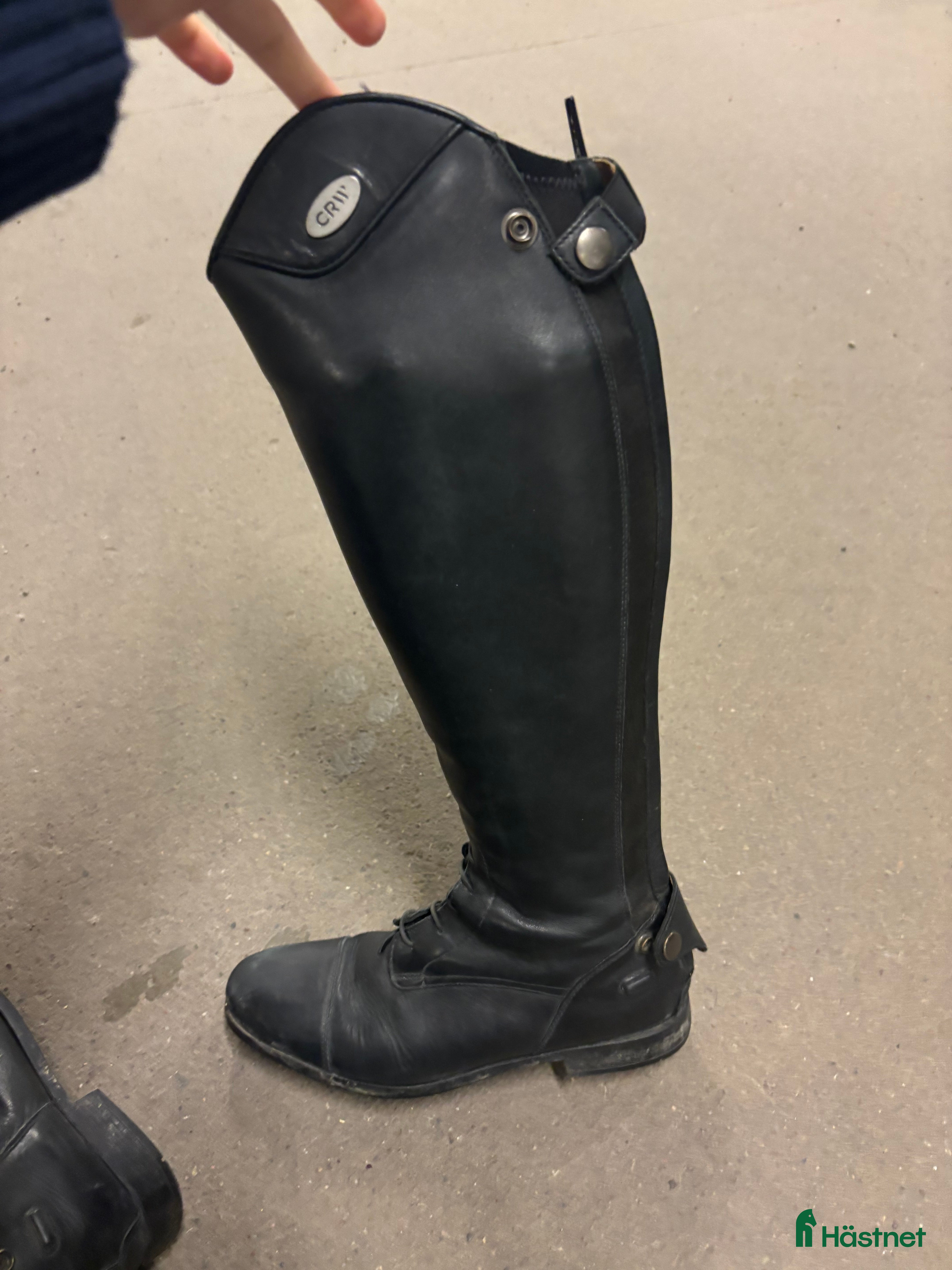 Ridstövlar ryttarutrustning till salu: Ridstövlar  i Stockholm - Annons 16