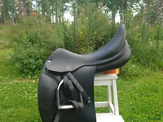 Sadlar hästutrustning Amerigo Classic 18" +1,5 i Dala-järna - Annons 5