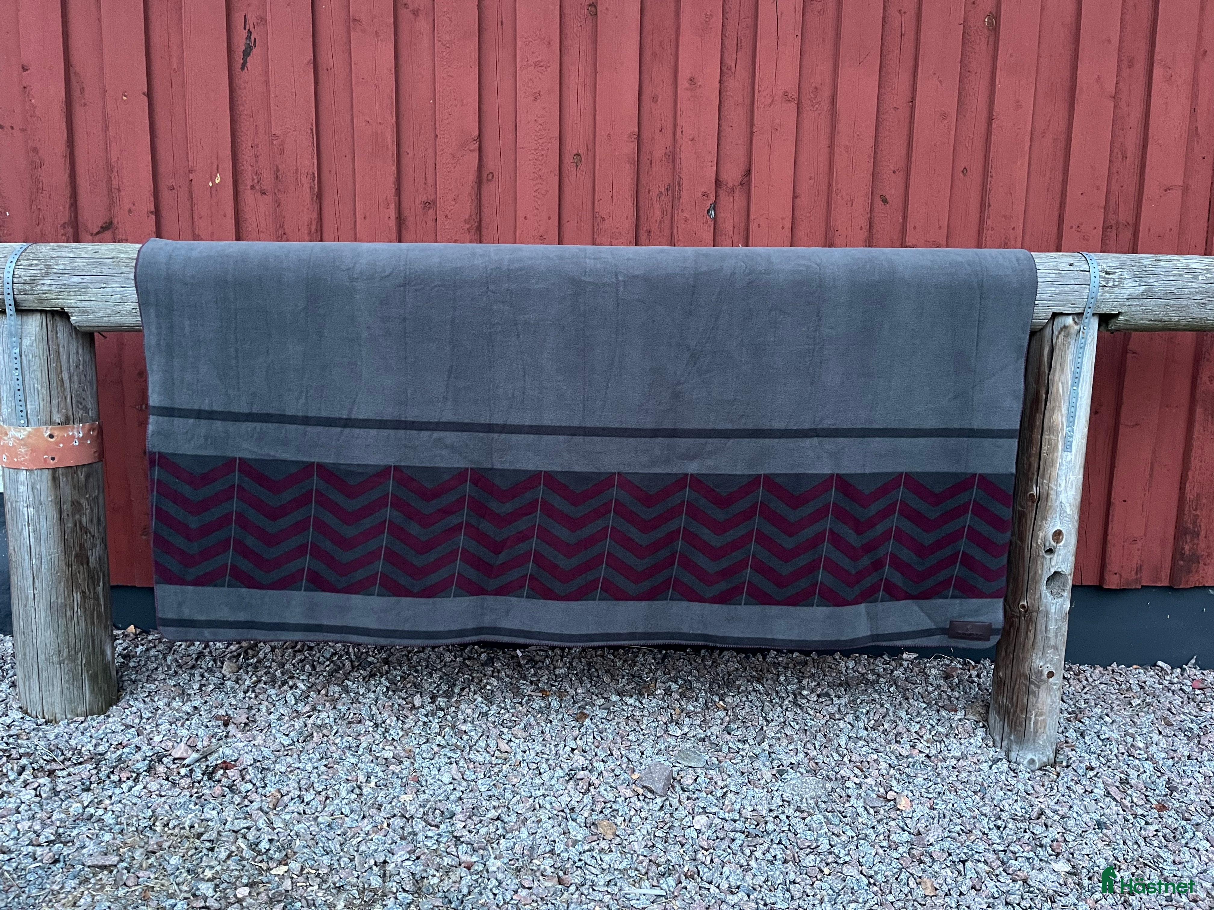 Övrig Hästutrustning hästutrustning till salu: Fleecefilt Kentucky i Uppsala - Annons 4