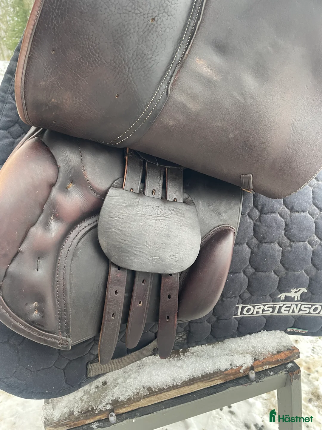 Sadlar hästutrustning till salu: Brun Lippo Marcello-17” i Västerås - Annons 7