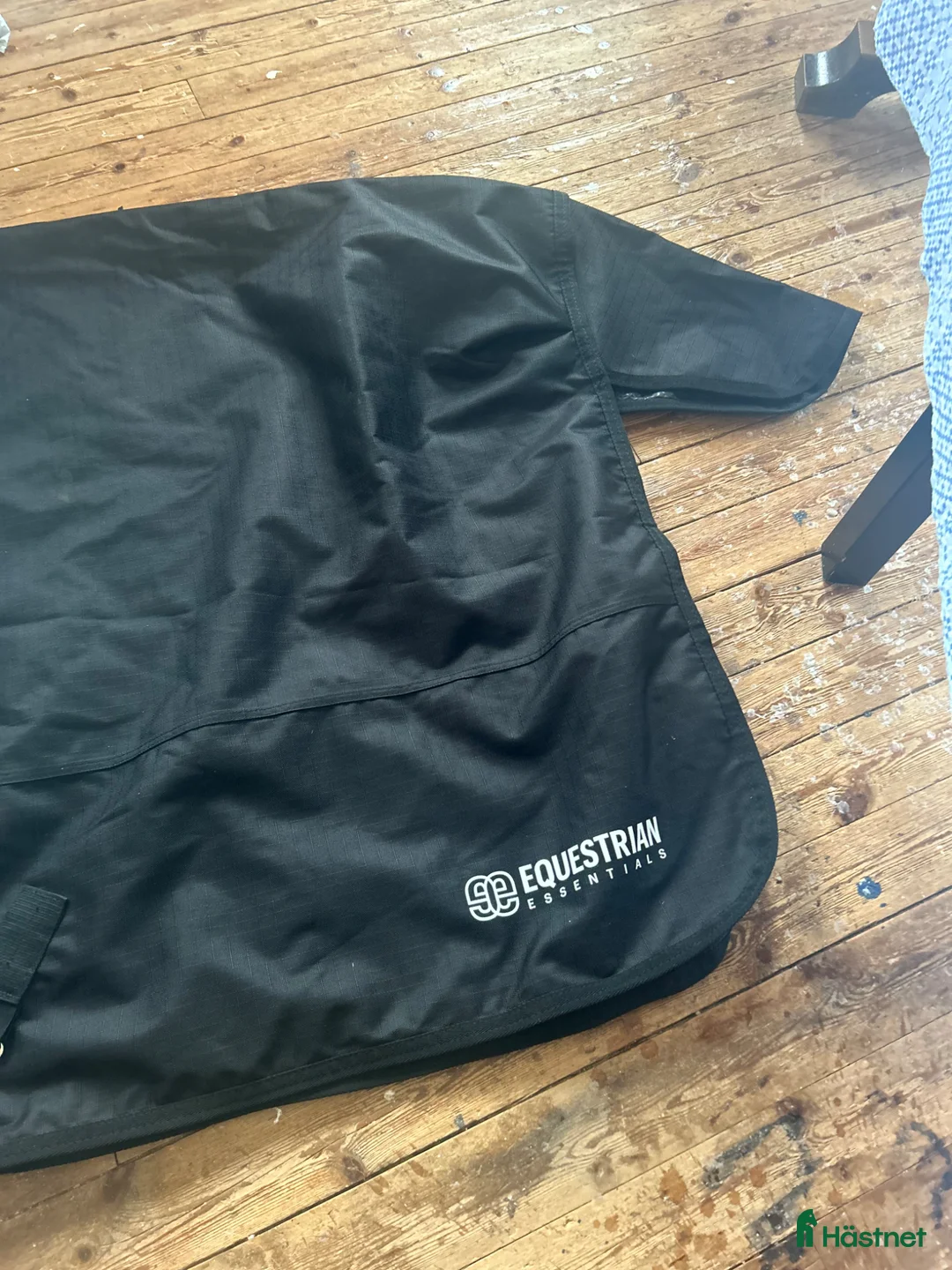 Täcken hästutrustning till salu: Regntäcke  i Rättvik - Annons 2