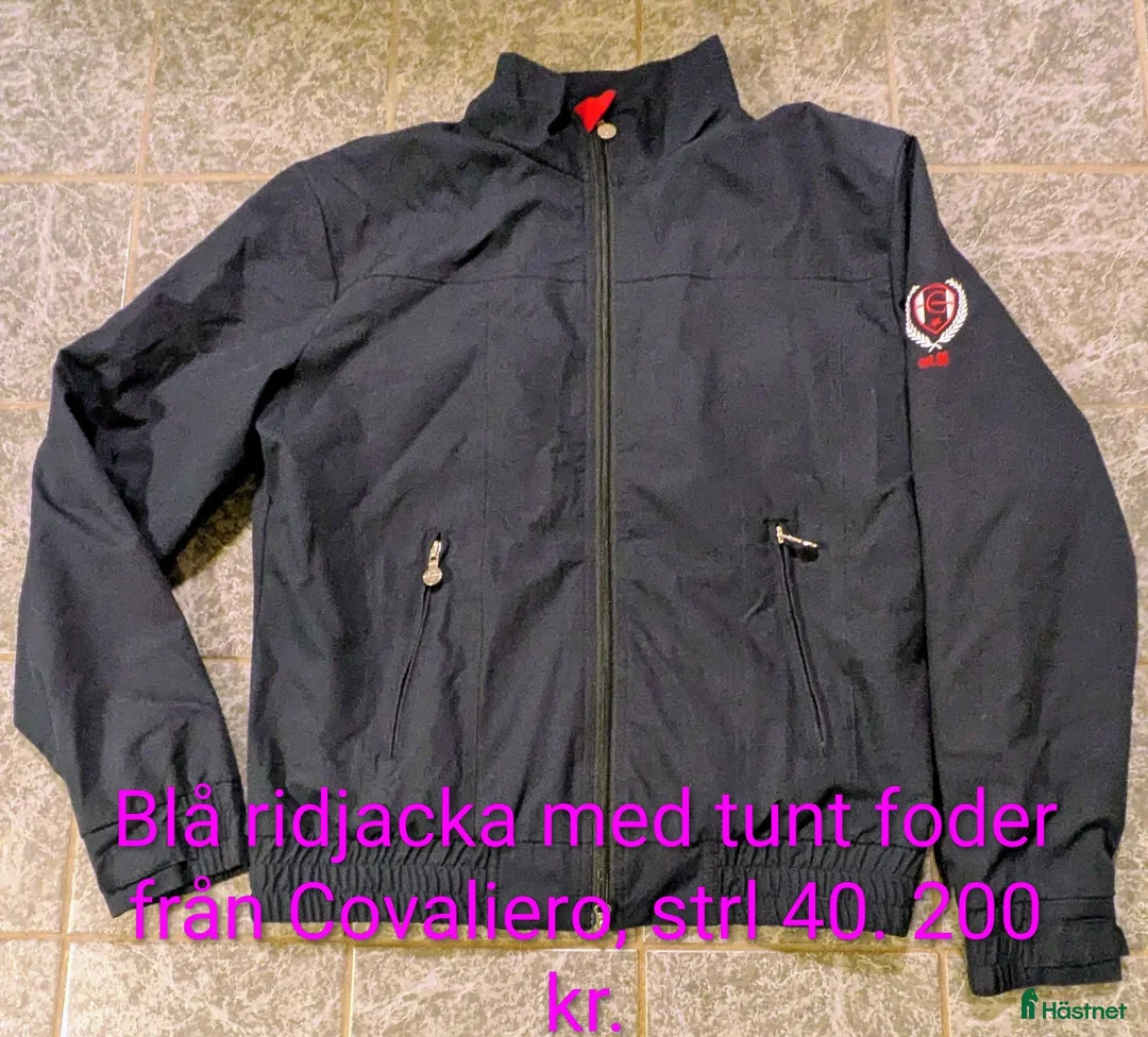 Jackor & Kavajer ryttarutrustning till salu: Ridjacka och väst - Annons 1
