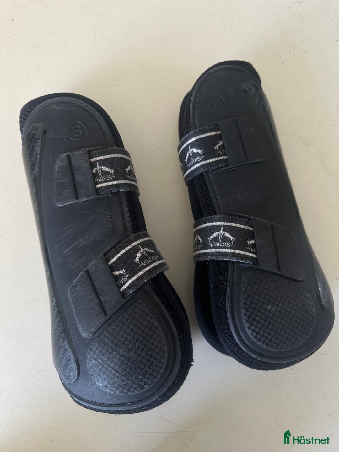 Benskydd hästutrustning till salu: Carbon Gel Vento Senskydd i Vellinge - Annons 5