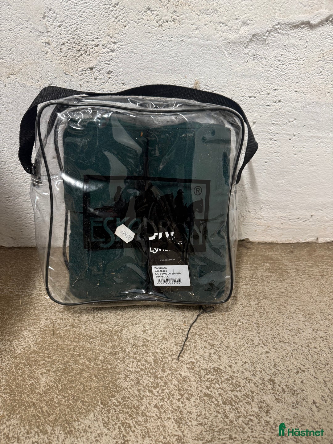 Benskydd hästutrustning till salu: Benlindor från eskadron i Vännäs - Annons 1